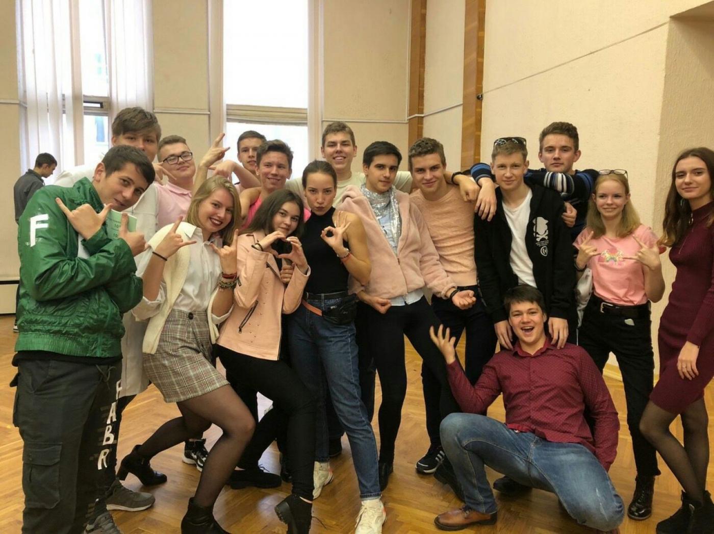 Знакомьтесь, группа 10603319!